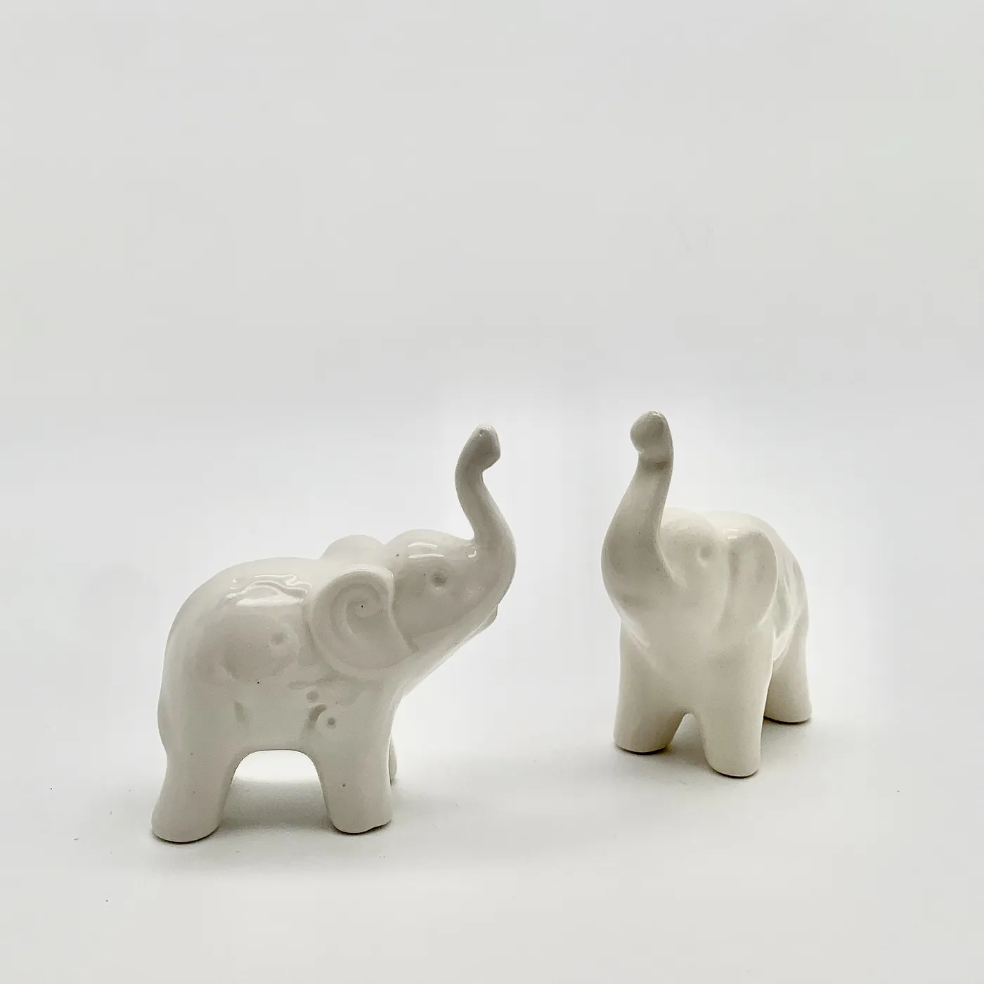ADORNO ELEFANTE CERÁMICA